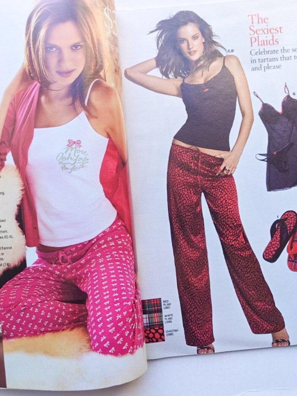 Victoria's Secret Christmas Specials Catalog Vol 1 2004 Holiday Fashion - Picture 2 of 12
